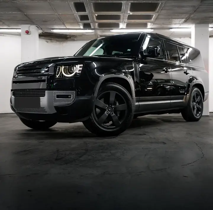 Land Rover Defender en nuestro estudio