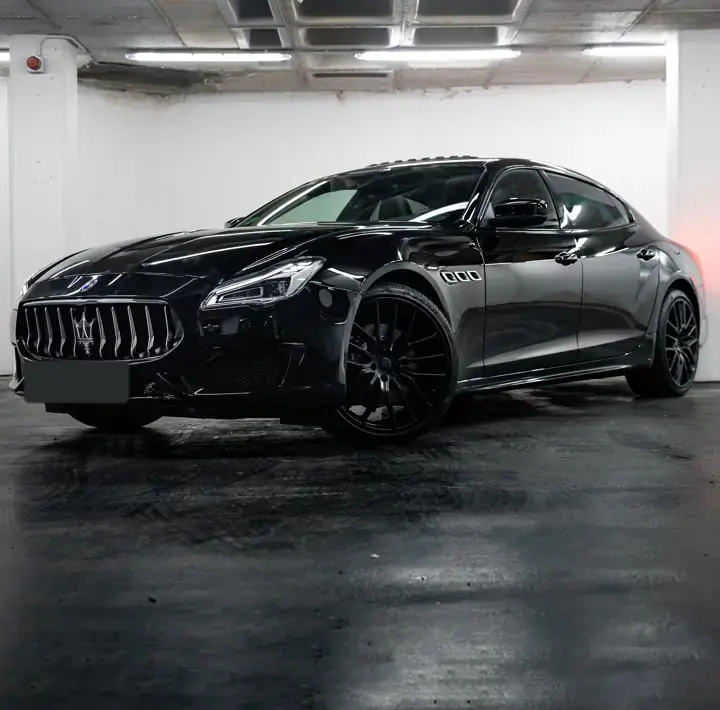 Maserati Quattroporte SQ4 Nerissimo en nuestro estudio
