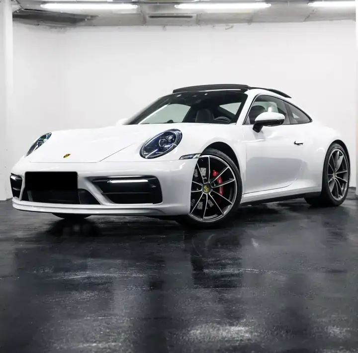 Porsche 911 Carrera S 992 en nuestro estudio